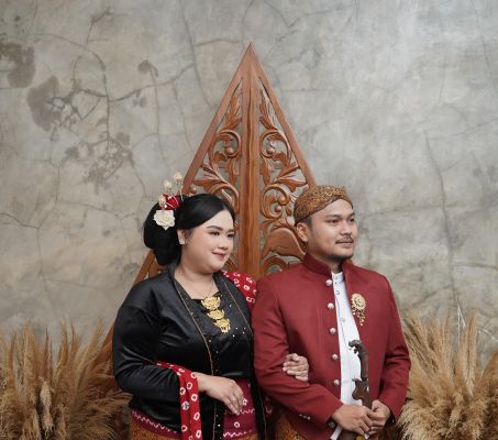 Monica & asep c